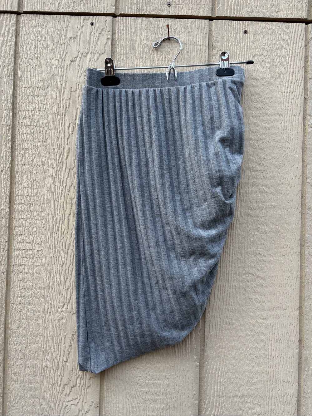 Vero Moda Asymmetrical Ribbed Knit Skirt